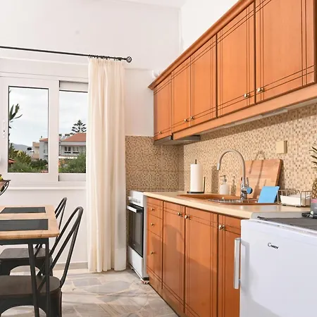 Ammourin House דירה